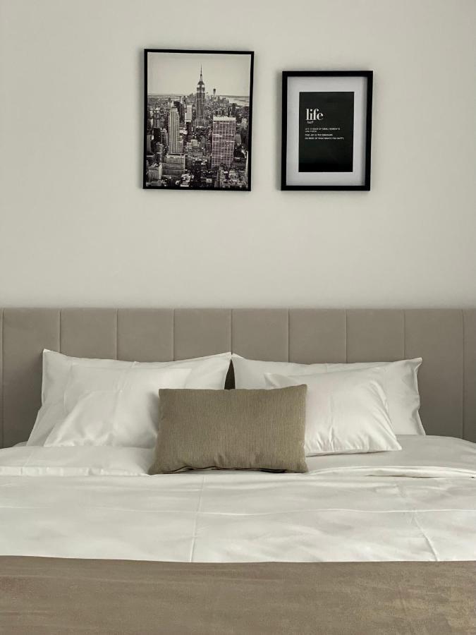 Cosy Apartments & Bistro Pufesti Kültér fotó