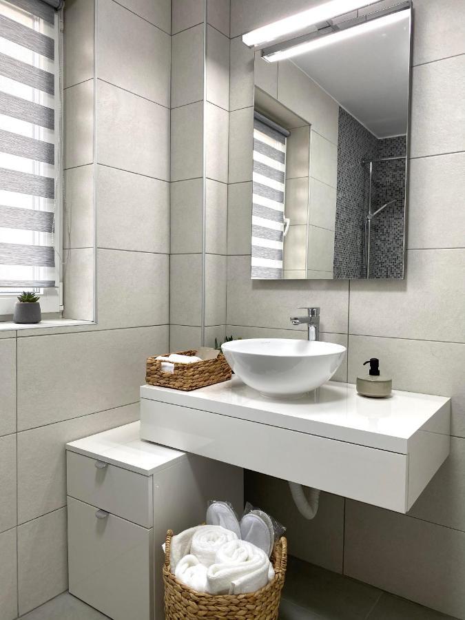 Cosy Apartments & Bistro Pufesti Kültér fotó