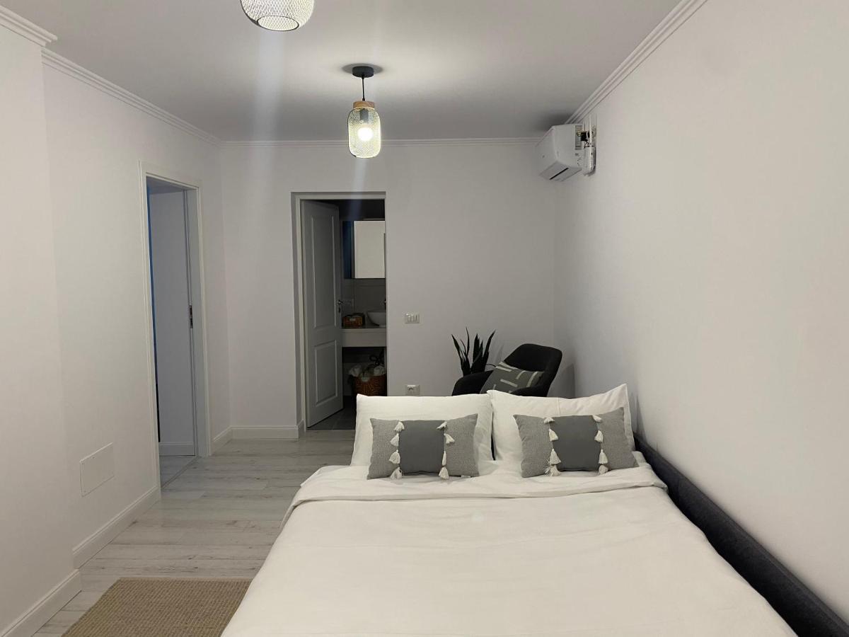 Cosy Apartments & Bistro Pufesti Kültér fotó