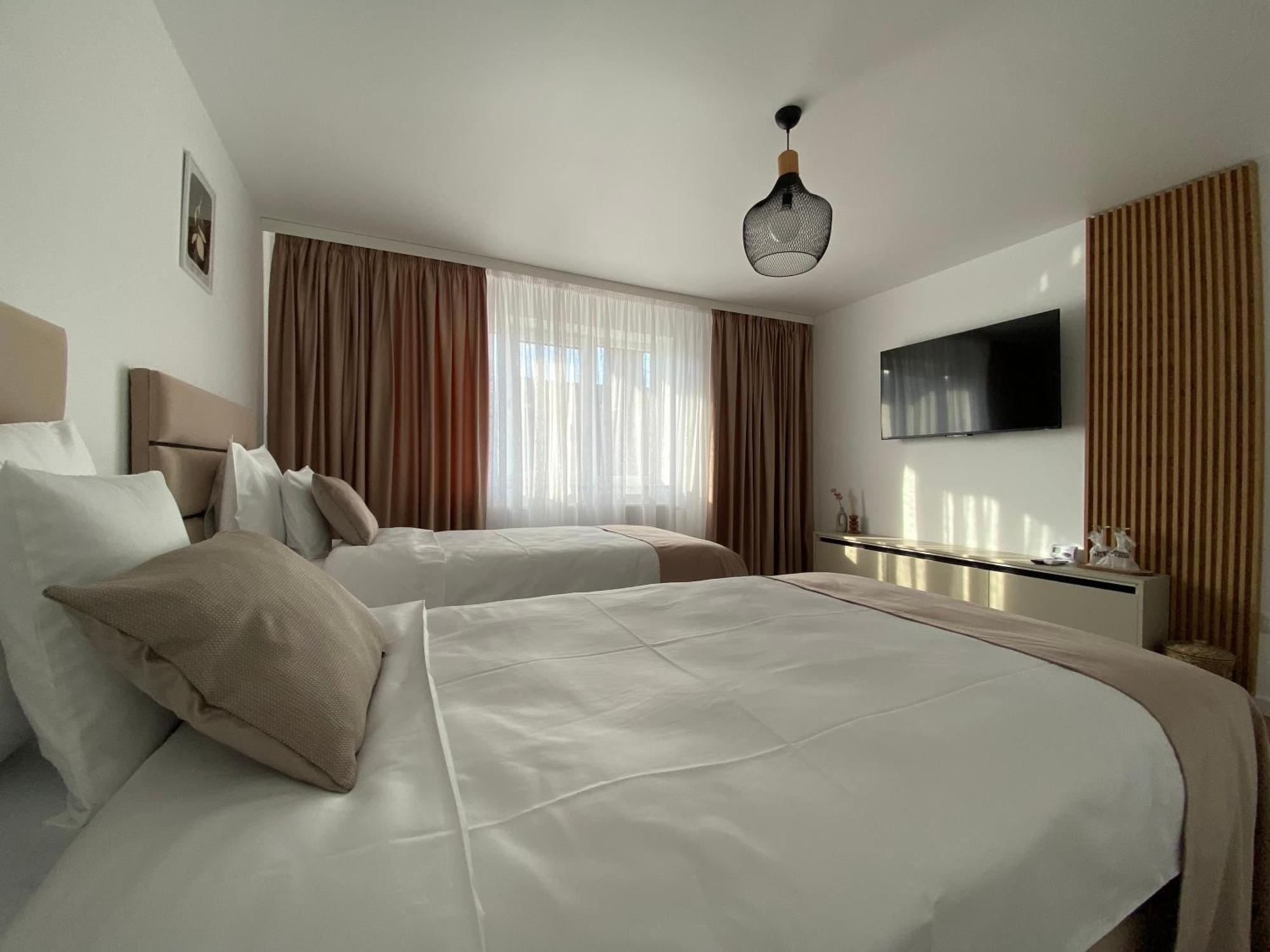 Cosy Apartments & Bistro Pufesti Kültér fotó