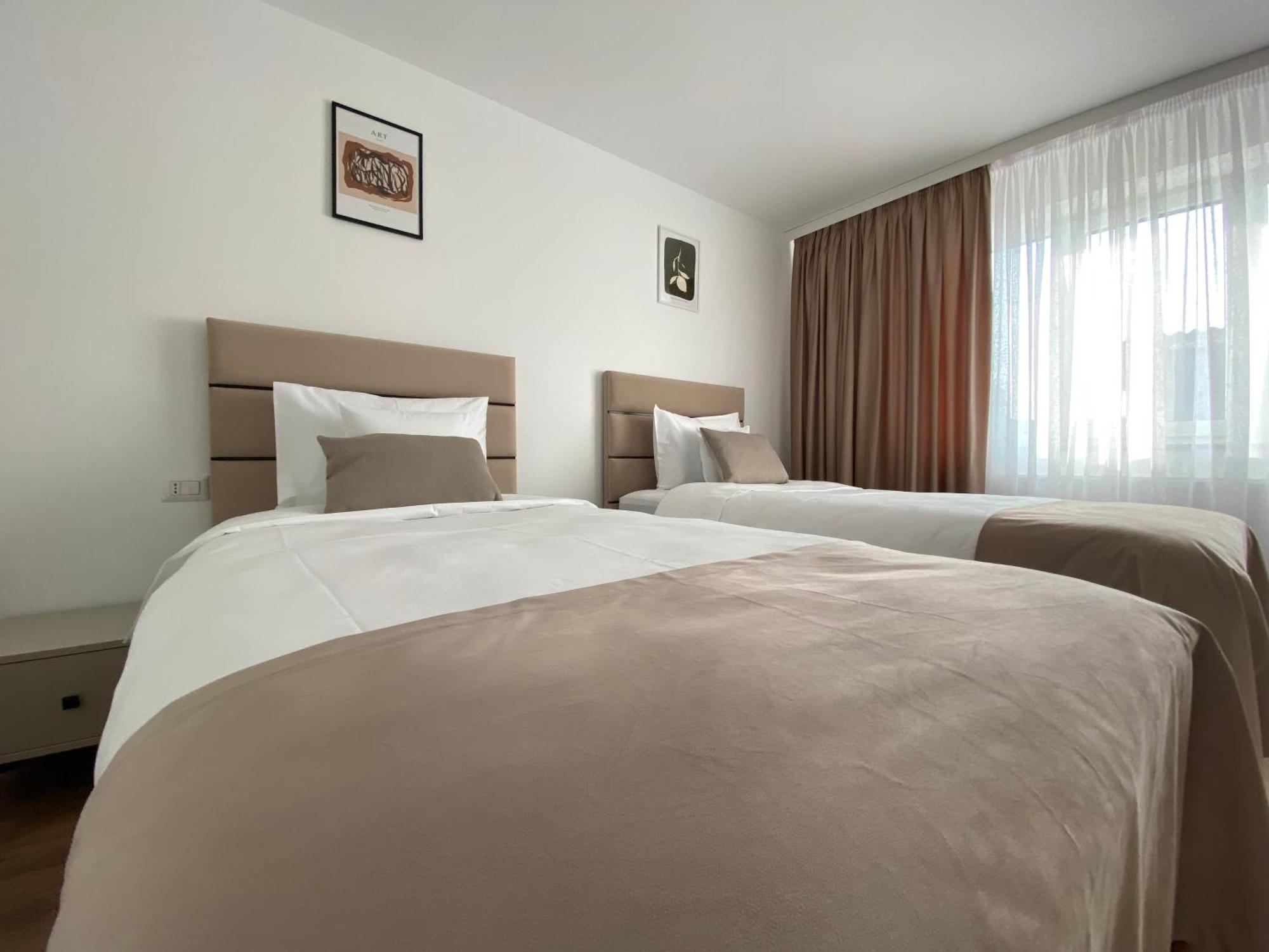 Cosy Apartments & Bistro Pufesti Kültér fotó