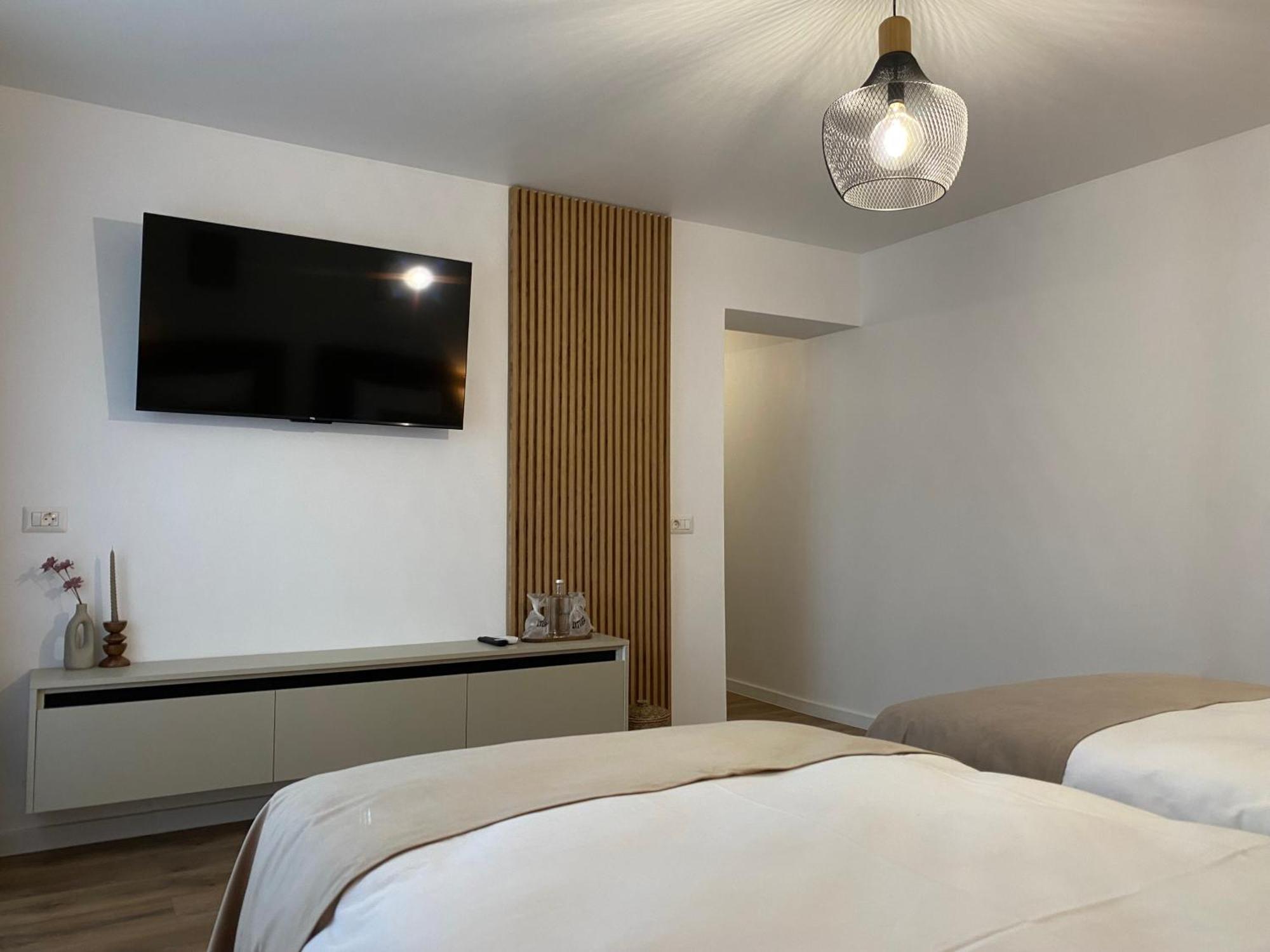 Cosy Apartments & Bistro Pufesti Kültér fotó